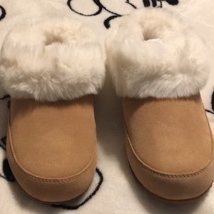 Women’s sorel  slippers size 8